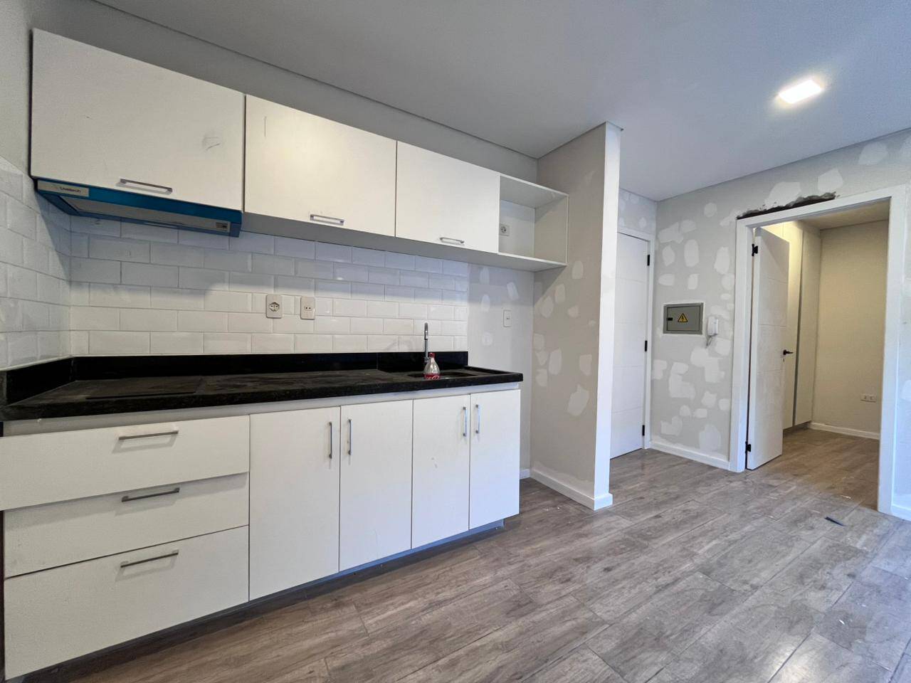 #62 - Departamento para Alquiler en Mariano Roque Alonso - PY-11