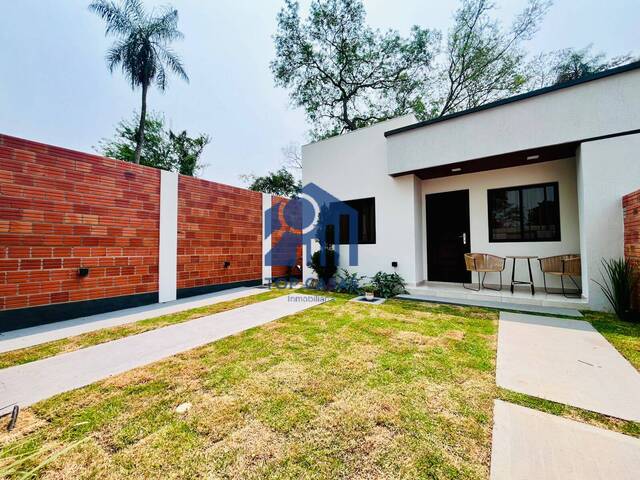#45 - Casa para Venta en Luque - PY-11 - 2