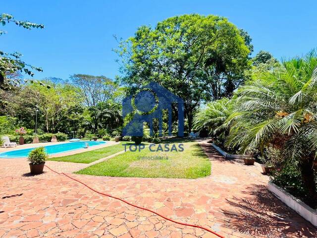 #76 - Casa para Venta en Ypane - PY-11